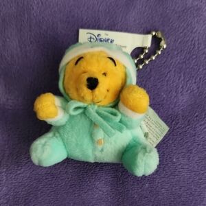 Disney Store Vintsge Winmie The Pooh Baby Bonnet Keychain Plush